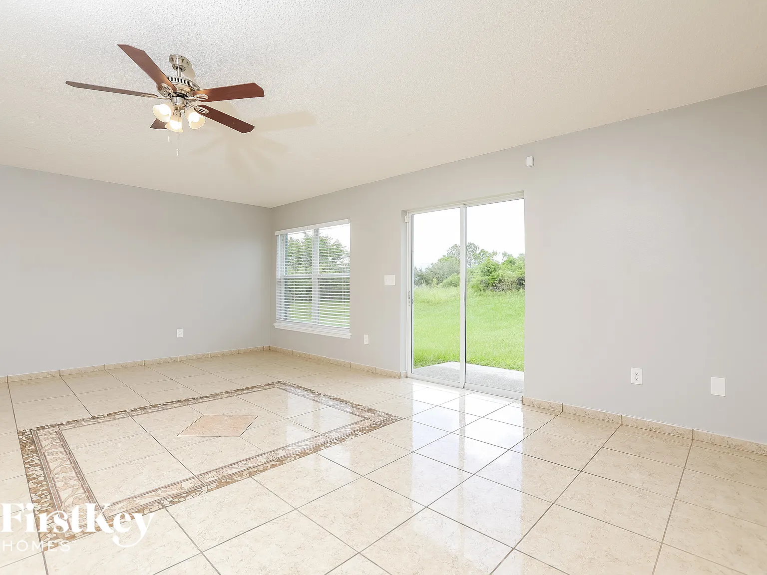 4 bed, 2.0 bath, 2144 sqft, $2,735 — Photo 4