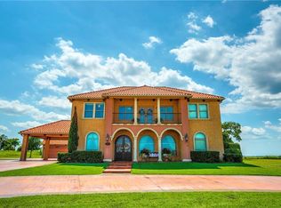 19 County Road 3633, Lindsay, TX 76250