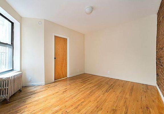 2nd image of 31 Bedford St APT 15