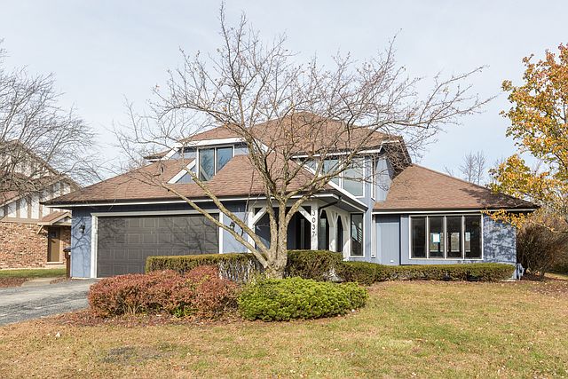 1st image of 3037 Bonnie Brae Cres
