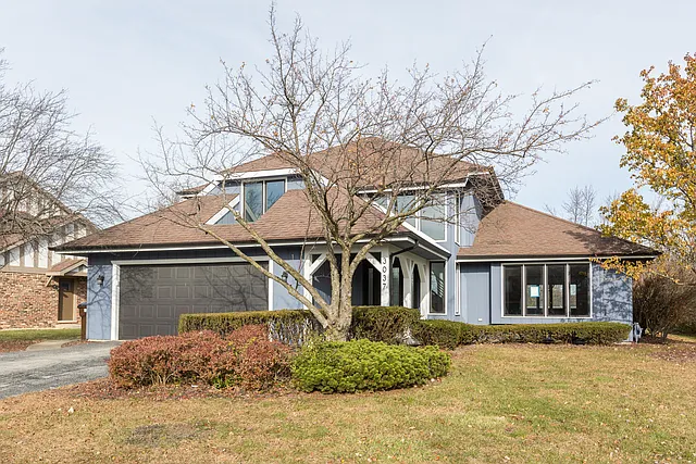3037 Bonnie Brae Cres photo 1