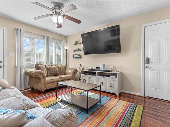 3rd image of 5224 Johnson Avenue