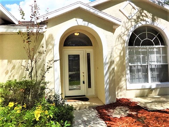 2nd image of 317 Country Vineyard Dr