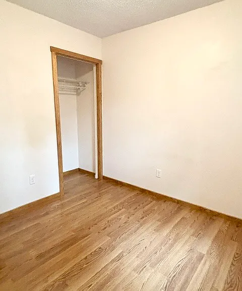 403 4th Ave NE — Photo 12