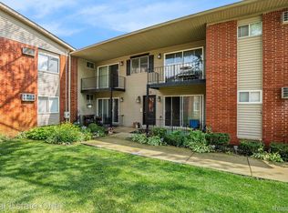 4115 Benjamin Ave APT 6, Royal Oak, MI 48073