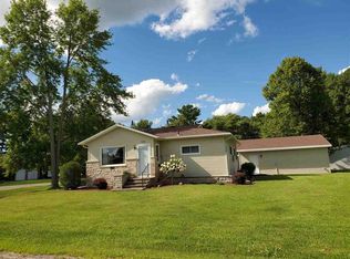 W7416 Elm Ave, Shawano, WI 54166