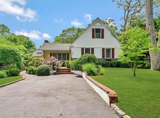 8 Matinecock Ave, East Islip, NY 11730