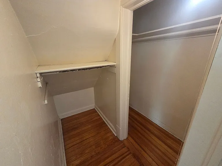 834 N Clarkson St — Photo 9