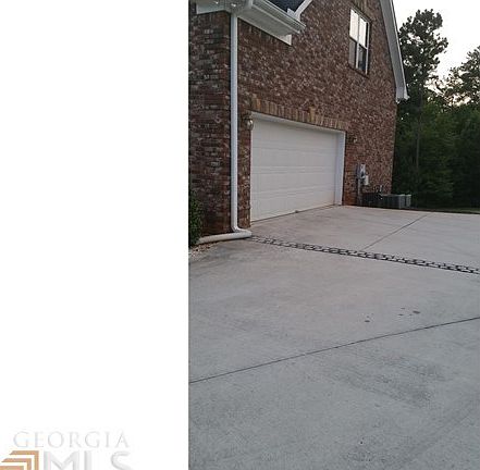 3rd image of 2035 Whippoorwill Way