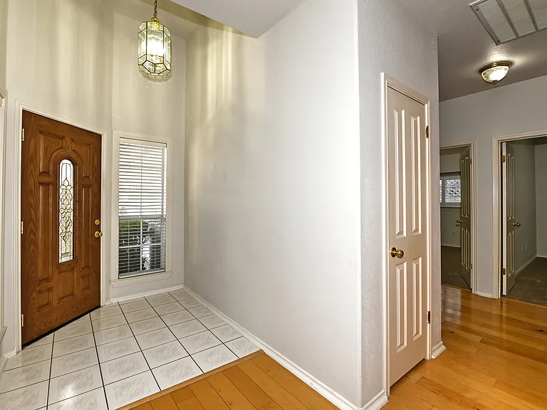 1615 Hawks Tree Ln — Photo 29