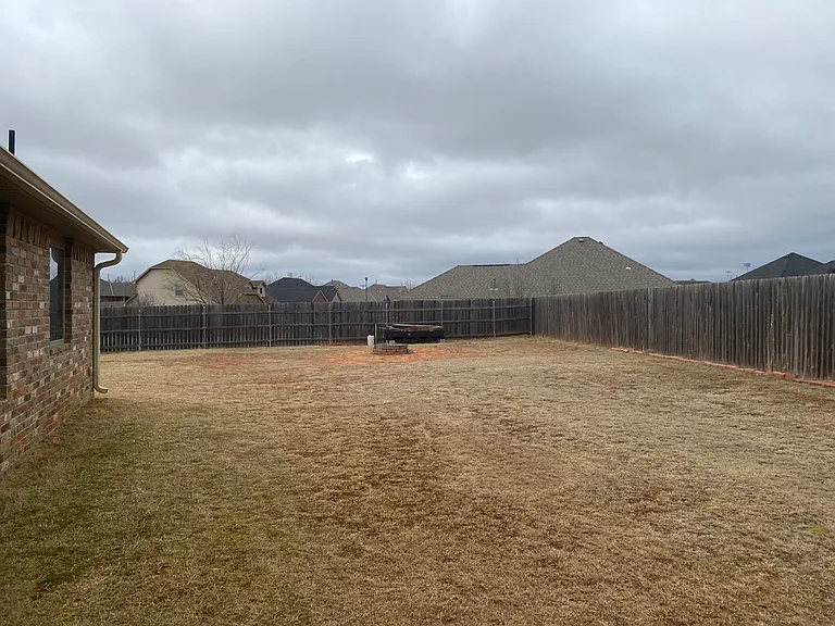 1401 Limestone Way — Photo 20