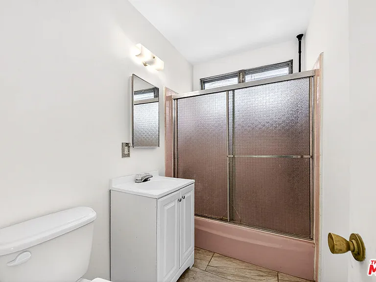304 E 95th St #4 — Photo 7
