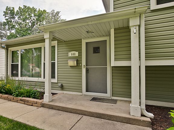 3rd image of 648 N Greenview Ave