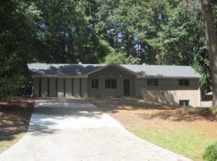 5293 NW Corinth Dr NW, Lilburn, GA 30087