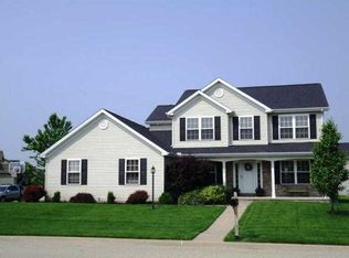 1504 N Meadowview Dr, Dunlap, IL 61525