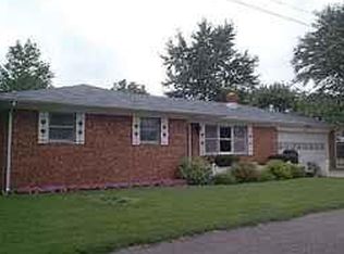 403 W 1st St, Lizton, IN 46149
