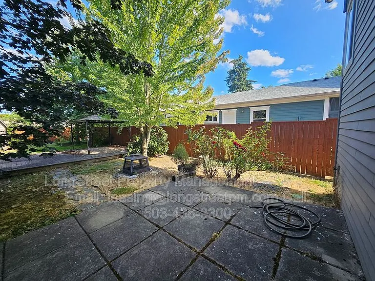 6458 NE 8th Ave — Photo 48