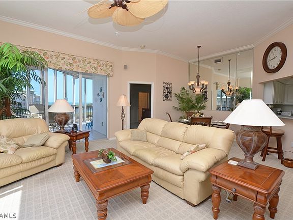 3rd image of 4183 Bay Beach Ln #Penthouse 3h1
