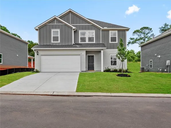 200 Veracruz Ct, Greenville, SC 29605