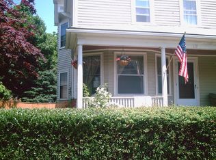 177 Bluff Ave, Cranston, RI 02905