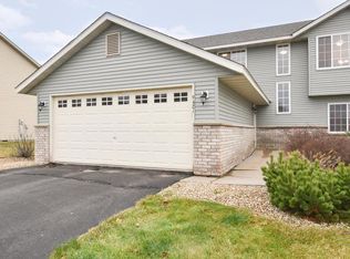 9421 Golden Pond Ln N, Monticello, MN 55362