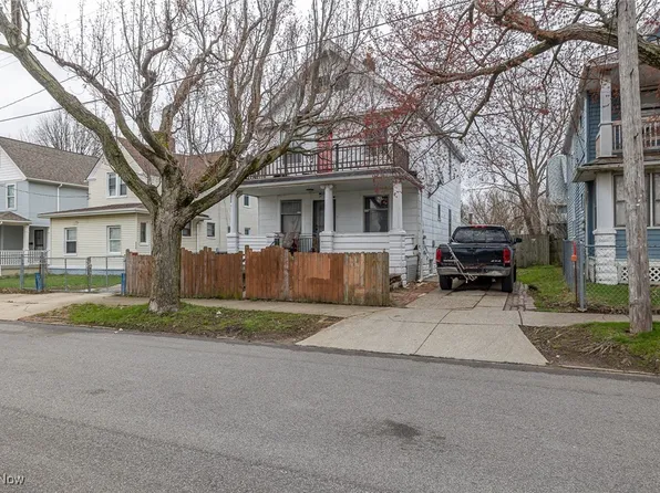3453 W 60th St, Cleveland, OH 44102