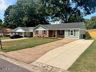 2nd image of 2320 Colonial Hills Dr