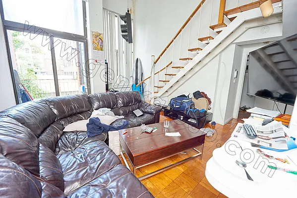 Rented by Genik Group Corp | media 9