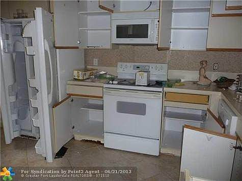 3rd image of 1651 Cypress Pointe Dr #5C