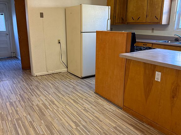 3rd image of 2131 Lead Ave SE #E