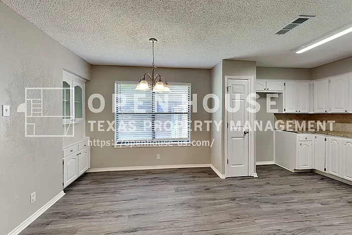 4113 Chestnut St — Photo 6