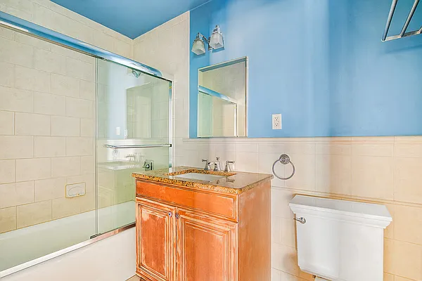 Rented by SERHANT. | media 12