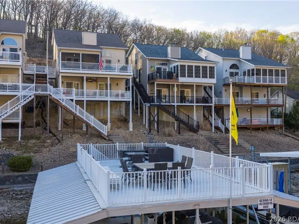 1453 Ginger Rd, Lake Ozark, MO 65049