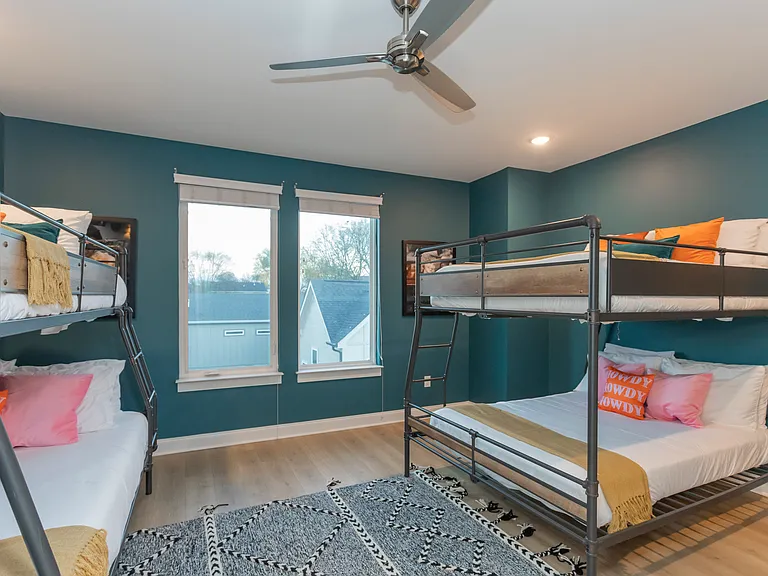 1737 Pecan St #3 — Photo 50
