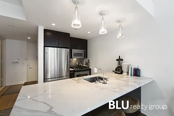 Rented by BLU Real Estate | media 4