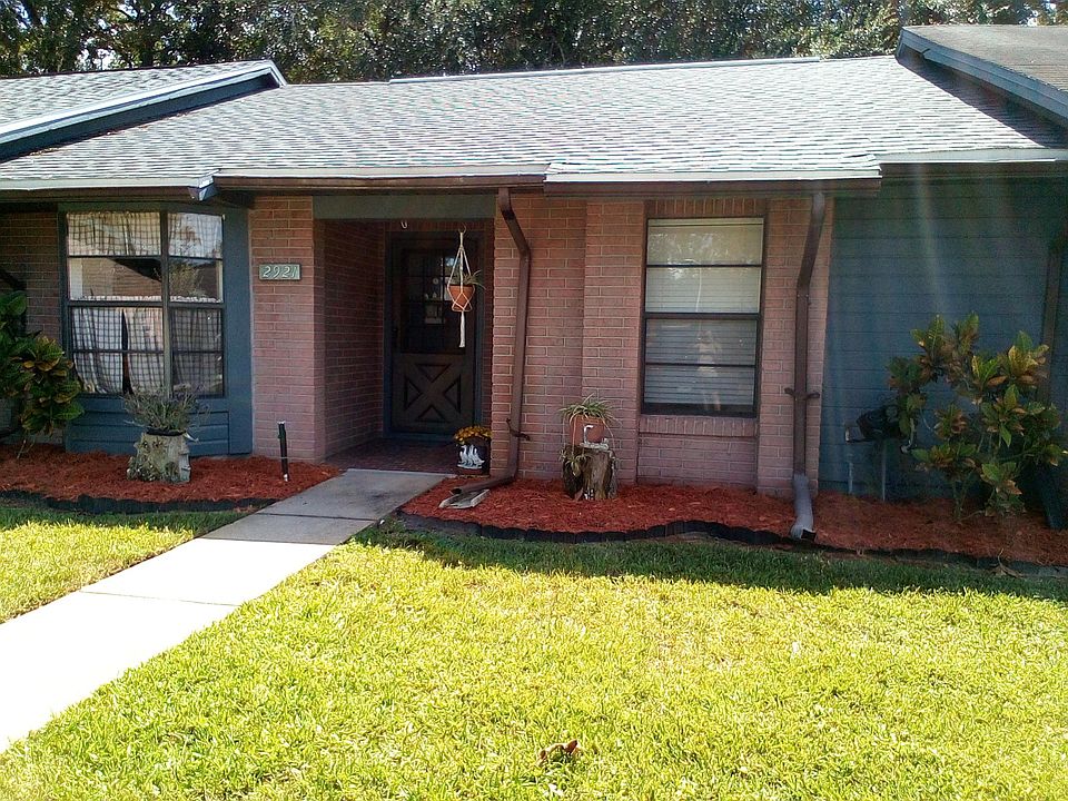 2 Bed/2 Bath Villa
