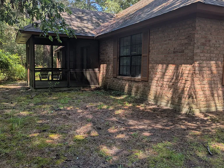 88 Wade Hampton Dr — Photo 3