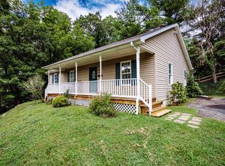 457 E 25th St, Buena Vista, VA 24416