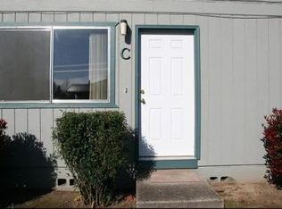 2115 E Barnett Rd APT C, Medford, OR 97504