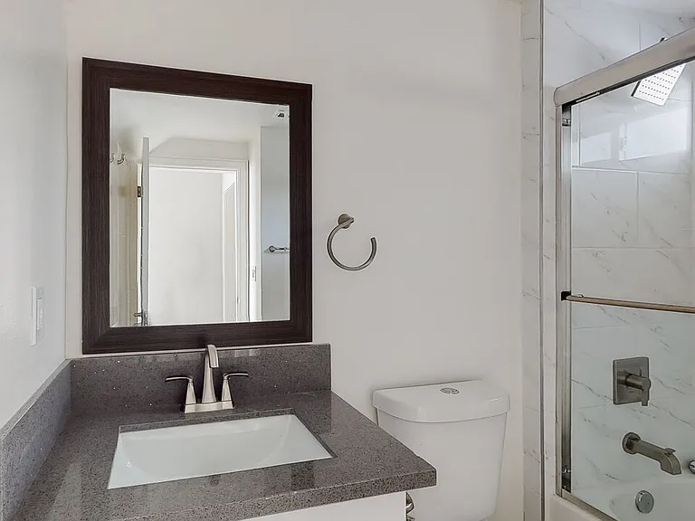 237 Rosemont Ave — Photo 10