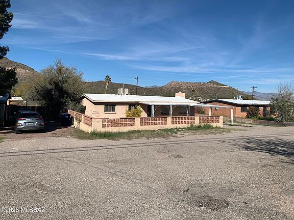 3rd image of 1832 W San Juan Trl