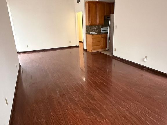 2nd image of 1611 Walnut St #A