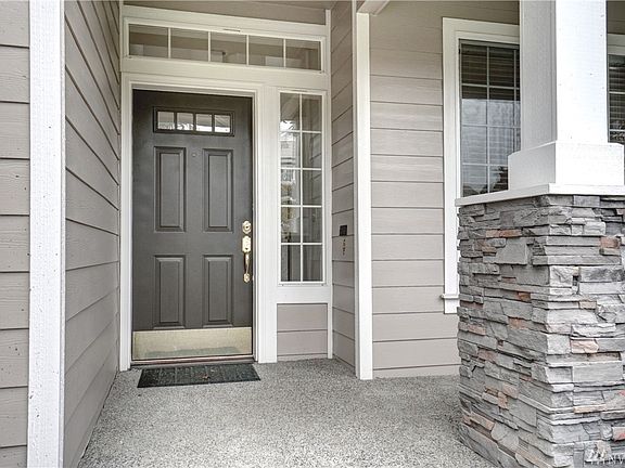 3rd image of 4321 Fairwood Blvd NE