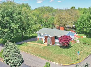 1715 Willow Ln, Warsaw, IN 46580
