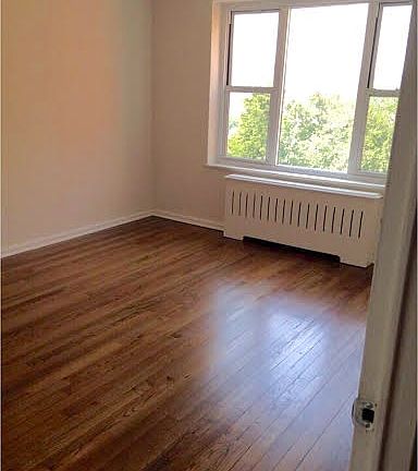4th image of 565 Broadway APT 4C