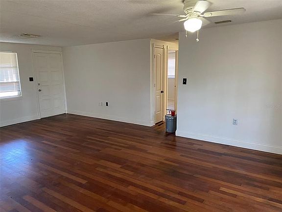 2nd image of 3244 Coldwell Dr