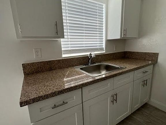 5th image of 3751 SW 59th Ter #3