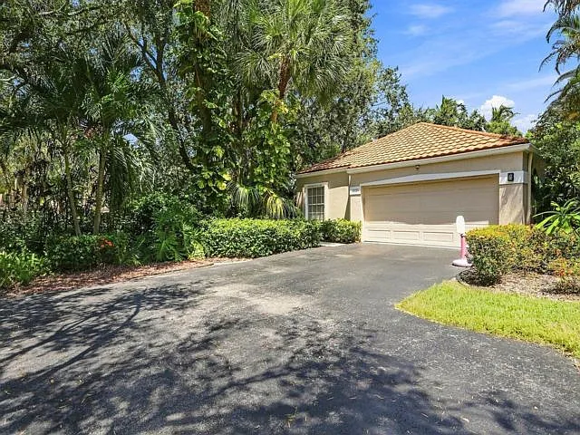 3 bed, 2.0 bath, $4,000 — Photo 1