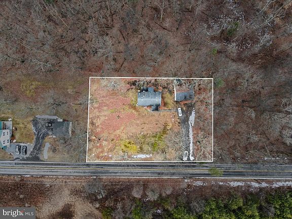2nd image of 5600 Middle Ridge Rd