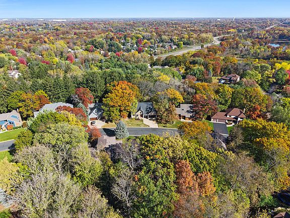 4th image of 4640 Parkcliff Dr